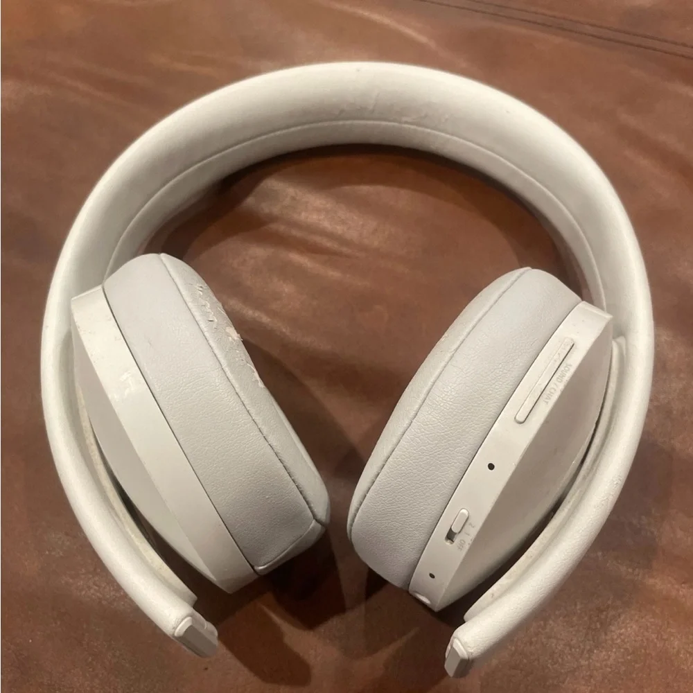 PS4 White Sony Gold Wireless Headset Gaming PlayStation NO ADAPTER